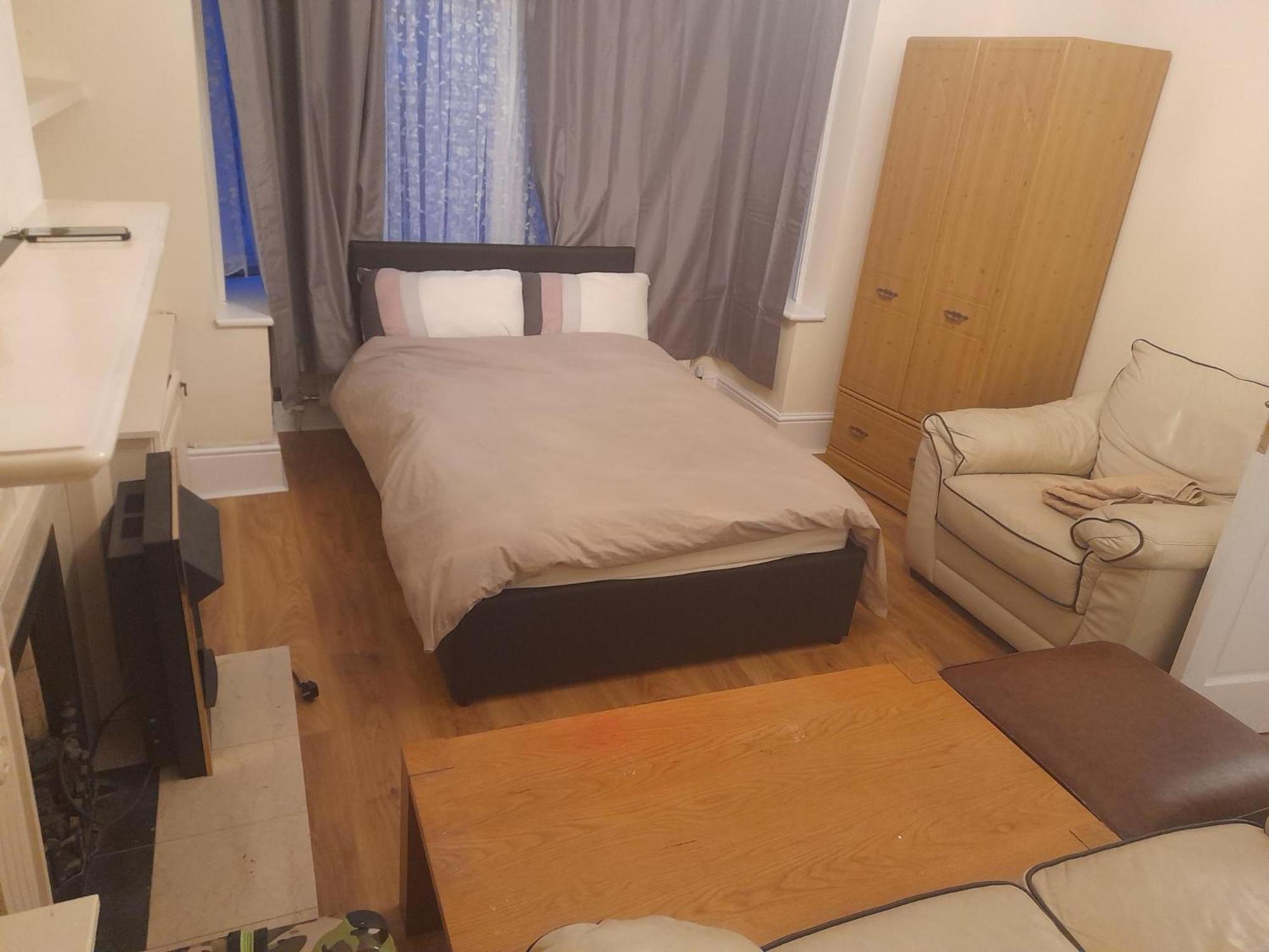Big Room With Free Parking Лондон Екстер'єр фото
